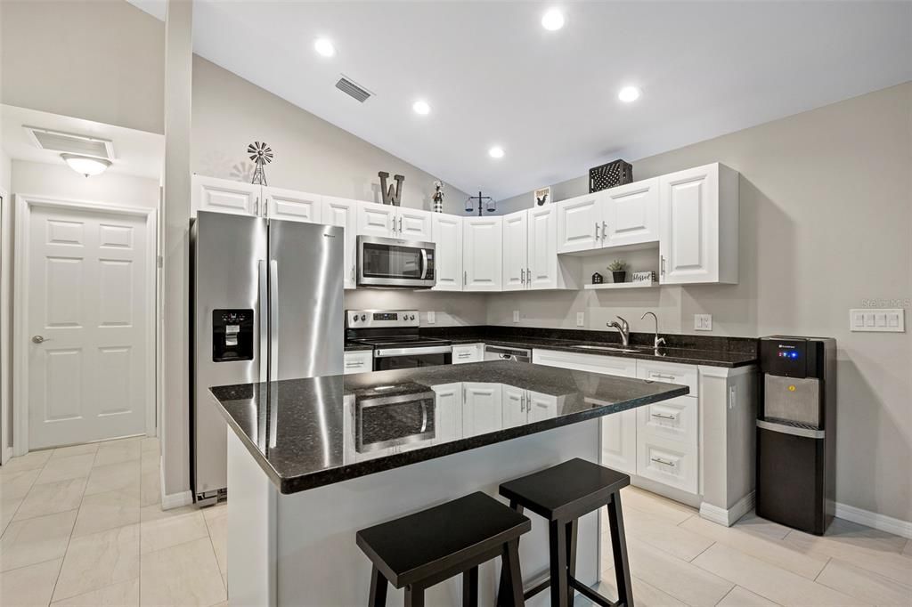 For Sale: $349,900 (3 beds, 2 baths, 1354 Square Feet)