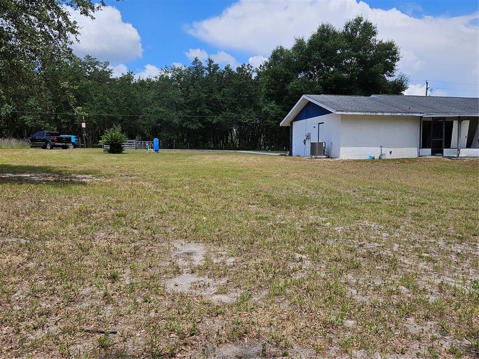 For Sale: $365,000 (3 beds, 2 baths, 1323 Square Feet)