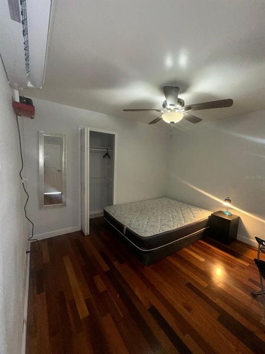 For Rent: $1,000 (1 beds, 1 baths, 450 Square Feet)