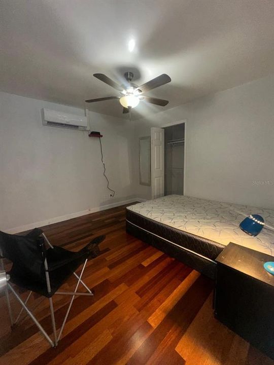 For Rent: $1,000 (1 beds, 1 baths, 450 Square Feet)