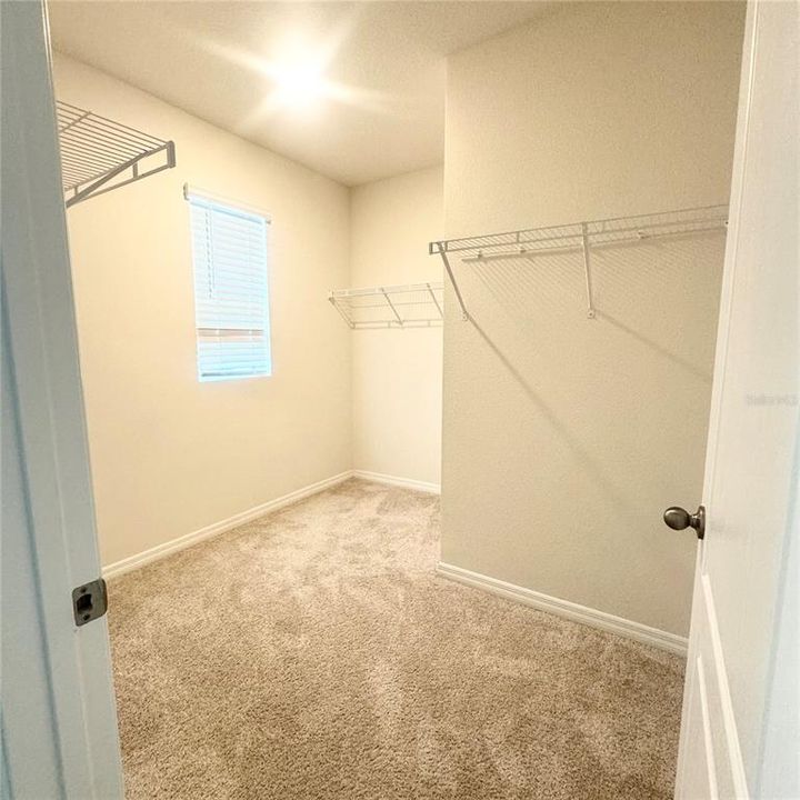 walking closet