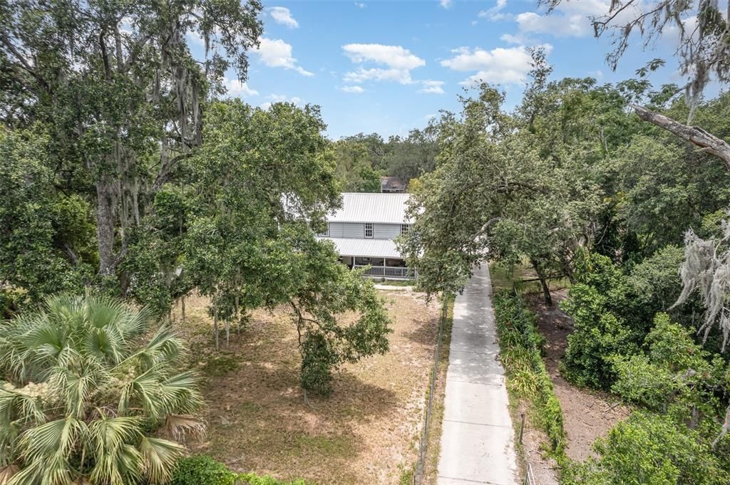 For Sale: $750,000 (4 beds, 2 baths, 1965 Square Feet)