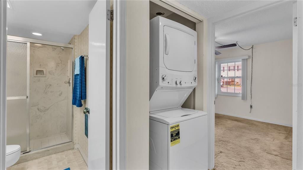 2nd bath and laundry closet. Newer washer and dryer.