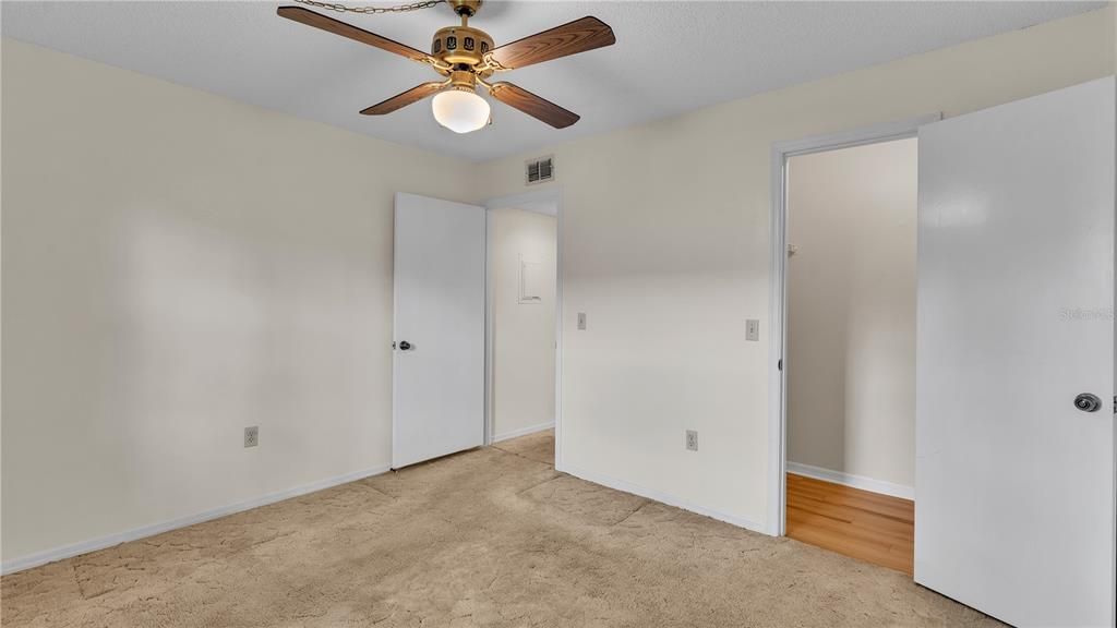 2nd bedroom with walk in closet