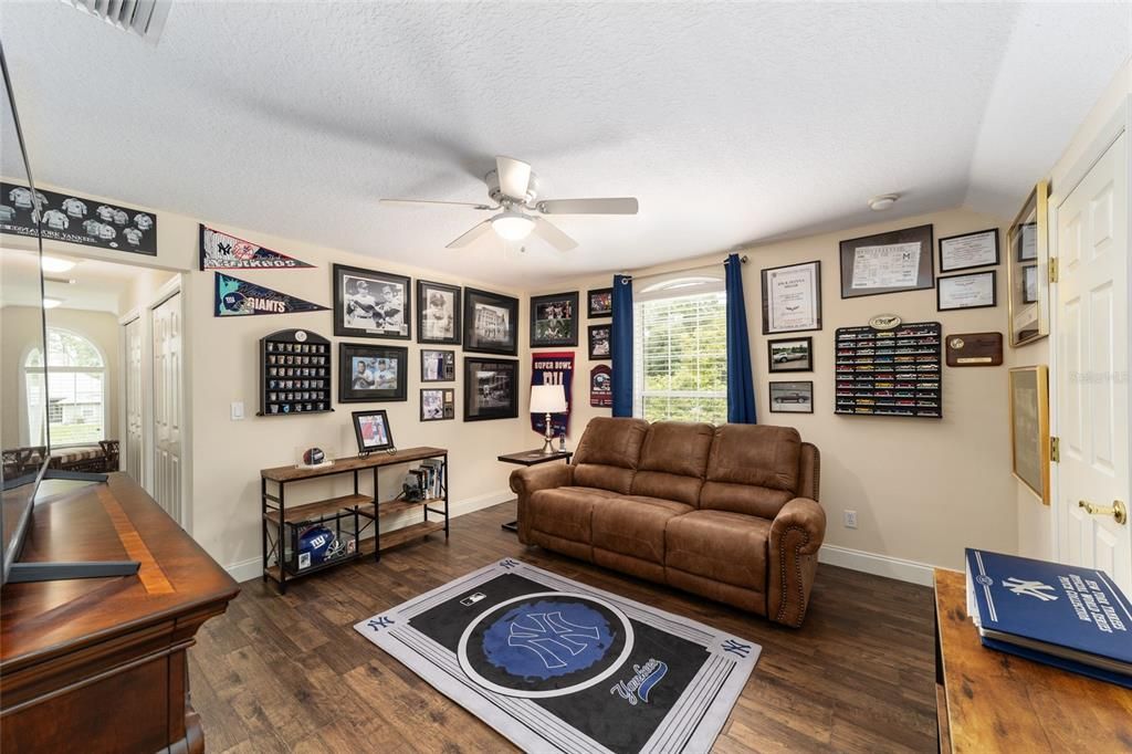 Upstairs bonus room