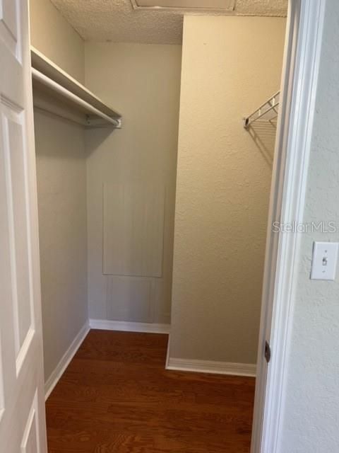 For Rent: $1,950 (2 beds, 2 baths, 948 Square Feet)