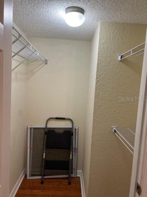For Rent: $1,950 (2 beds, 2 baths, 948 Square Feet)