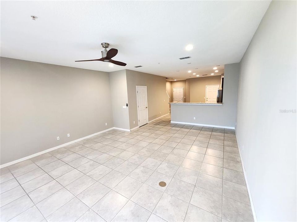 For Rent: $2,300 (3 beds, 2 baths, 1548 Square Feet)