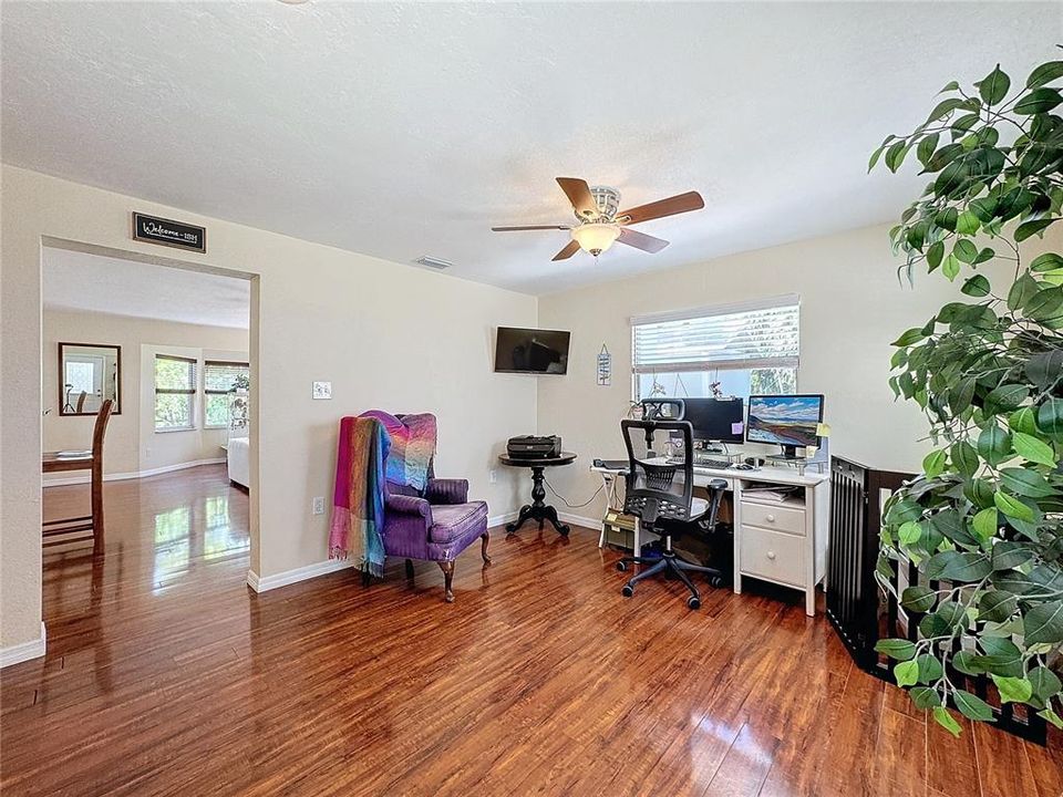 For Sale: $545,000 (2 beds, 2 baths, 1313 Square Feet)