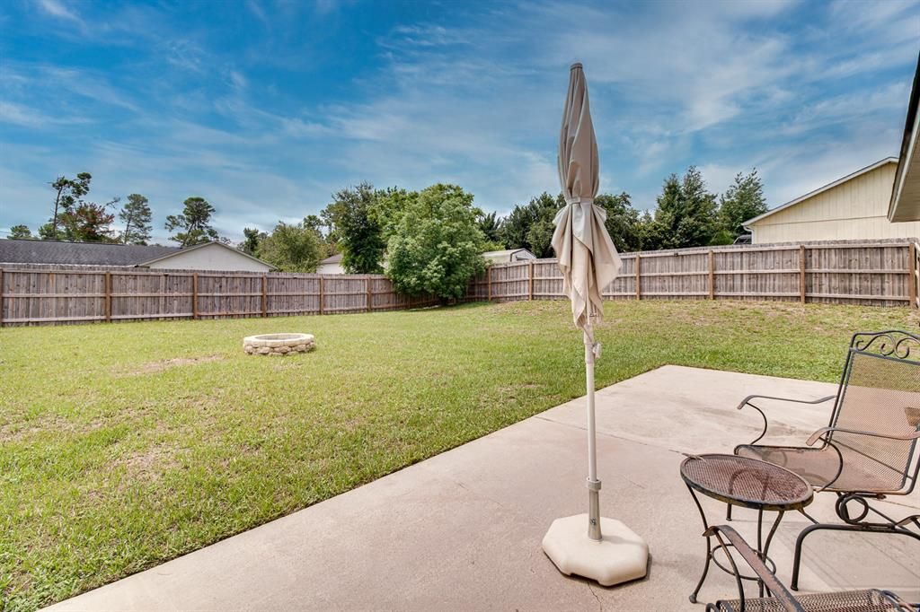 Oversized, fenced in backyard!