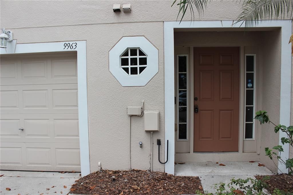 Active With Contract: $1,950 (3 beds, 2 baths, 1670 Square Feet)