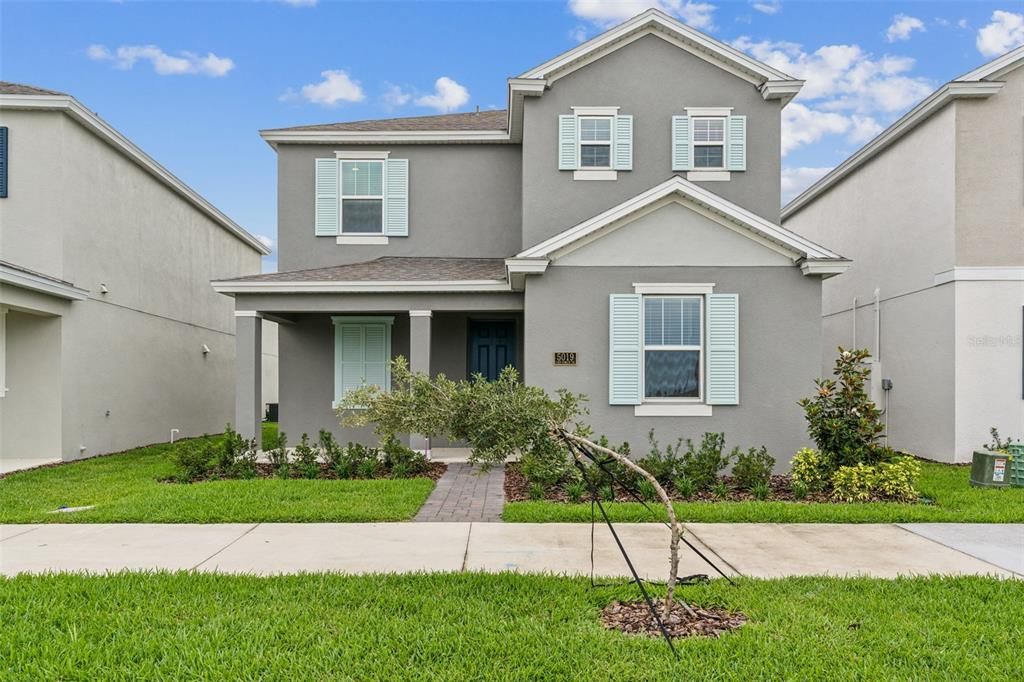 Active With Contract: $4,200 (4 beds, 3 baths, 2071 Square Feet)