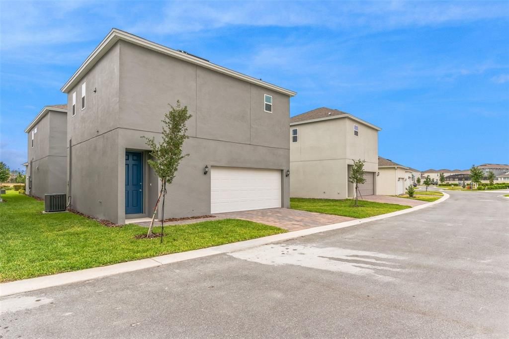 Active With Contract: $4,200 (4 beds, 3 baths, 2071 Square Feet)