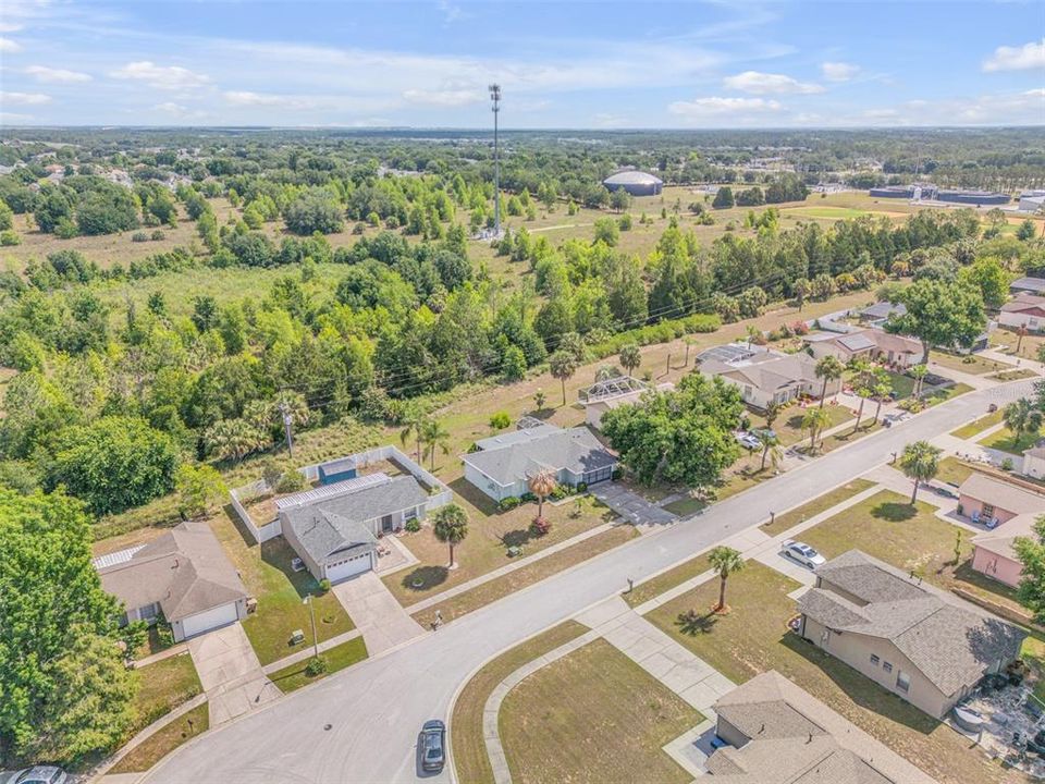 For Sale: $385,000 (3 beds, 2 baths, 1361 Square Feet)