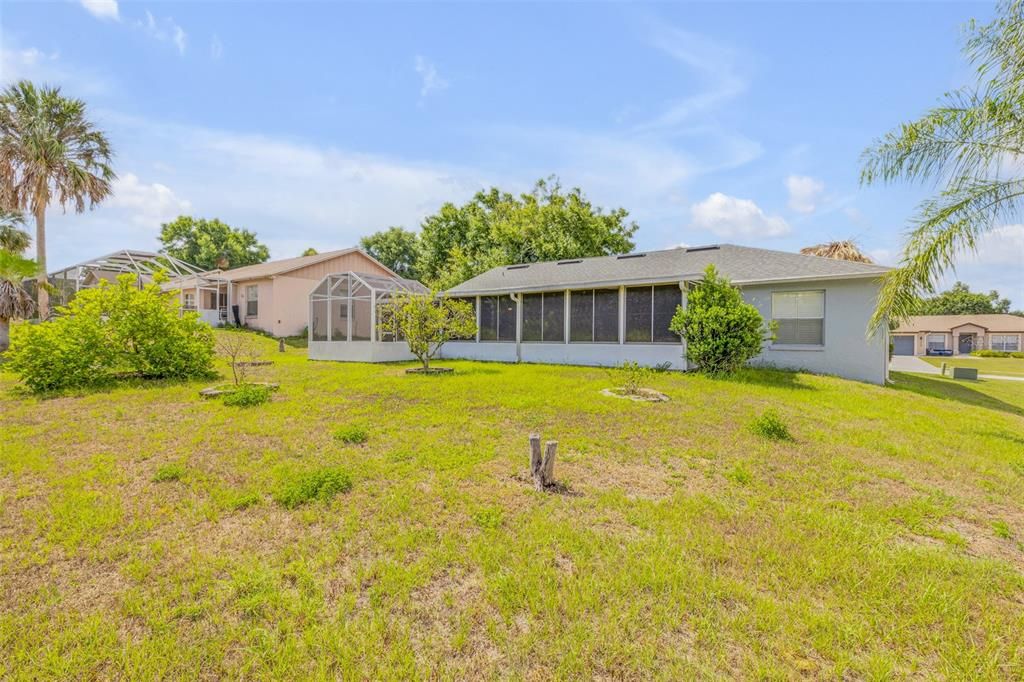 For Sale: $385,000 (3 beds, 2 baths, 1361 Square Feet)