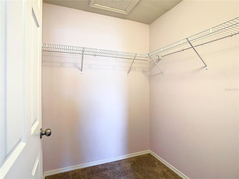 For Sale: $277,000 (2 beds, 2 baths, 1496 Square Feet)