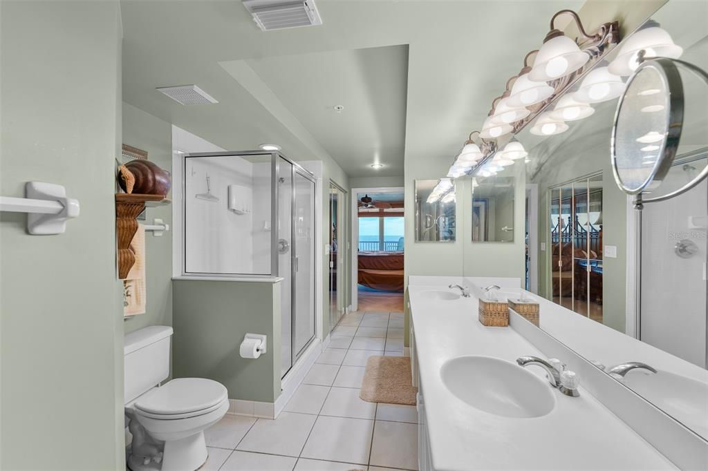 待售: $555,000 (2 贝兹, 2 浴室, 1617 平方英尺)