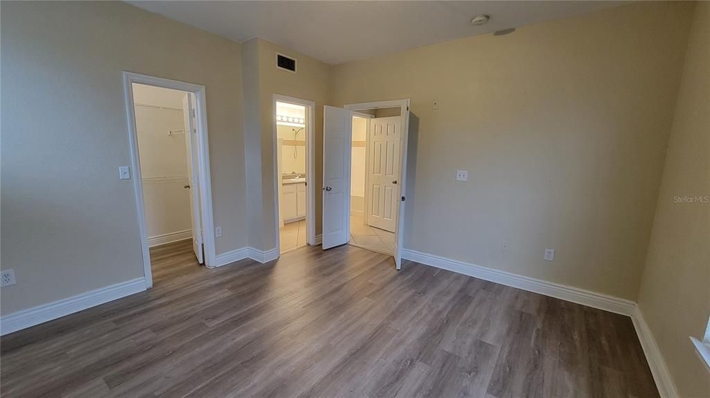 For Rent: $1,355 (1 beds, 1 baths, 768 Square Feet)