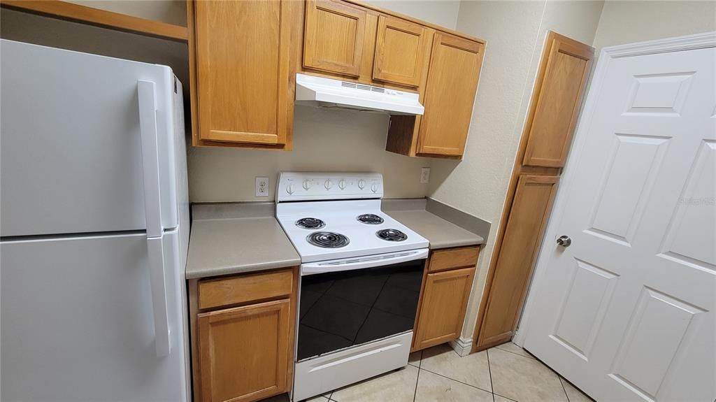 For Rent: $1,355 (1 beds, 1 baths, 768 Square Feet)