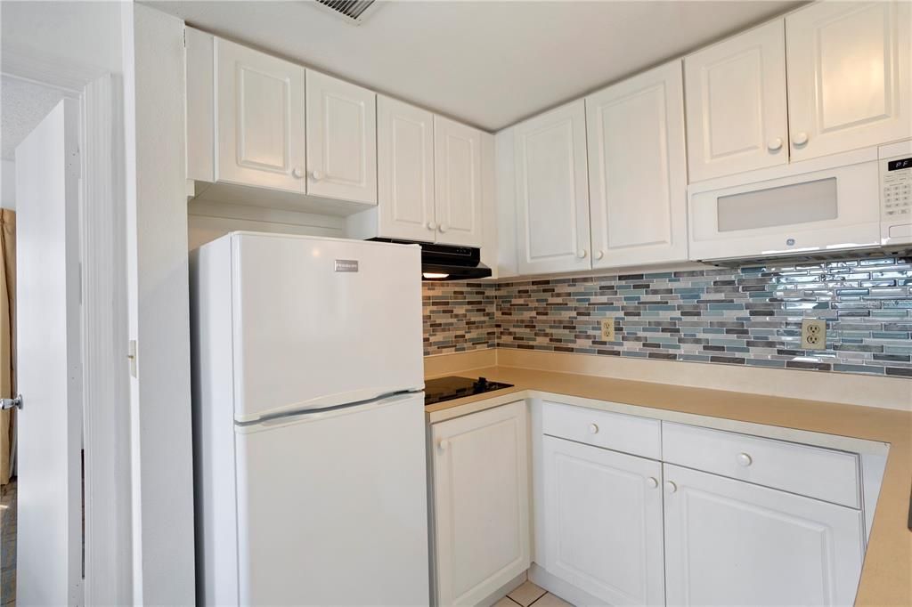 For Rent: $1,850 (2 beds, 2 baths, 578 Square Feet)