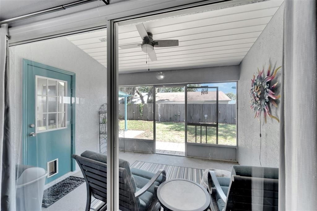 Active With Contract: $329,900 (3 beds, 2 baths, 1368 Square Feet)