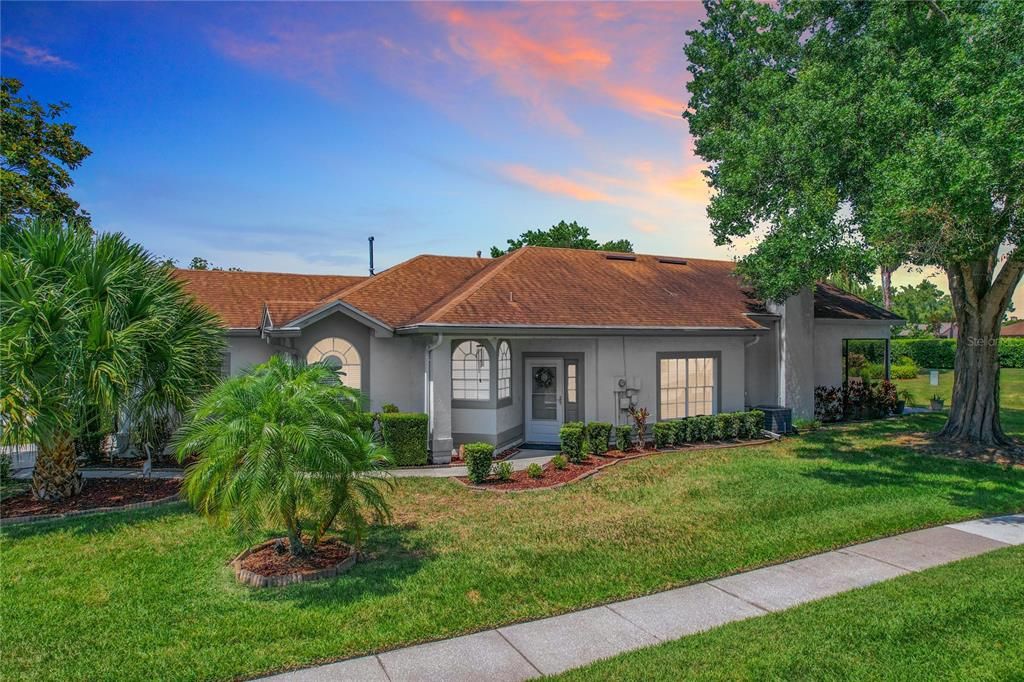 For Sale: $435,000 (3 beds, 2 baths, 1619 Square Feet)