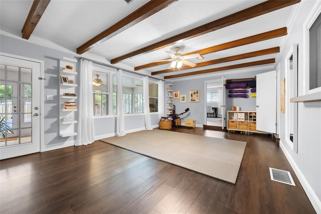 Media/ Bonus Room w/ view into Florida/ Sun Room