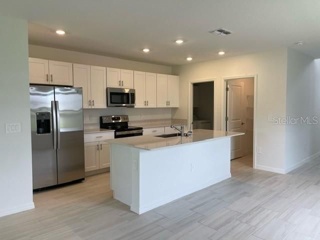 Active With Contract: $402,900 (5 beds, 2 baths, 2389 Square Feet)