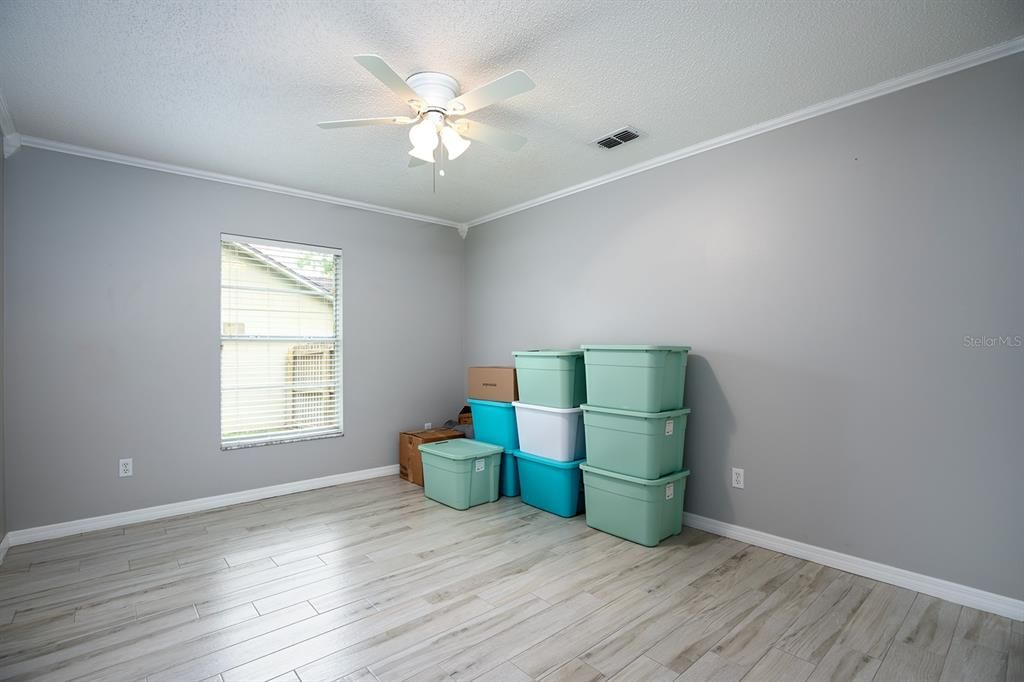 Active With Contract: $415,000 (3 beds, 2 baths, 1782 Square Feet)