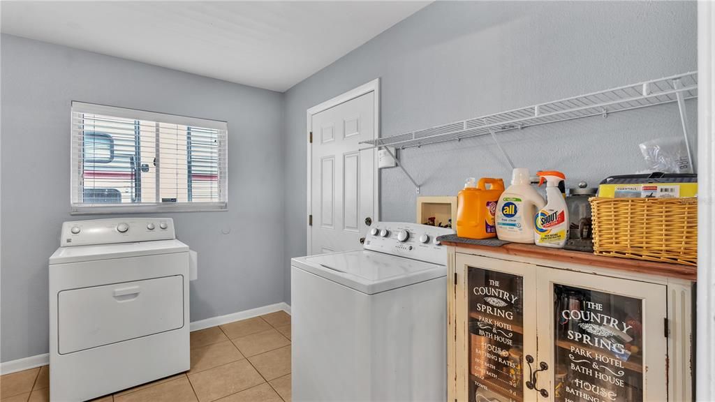 For Sale: $445,000 (4 beds, 2 baths, 2221 Square Feet)