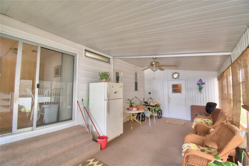 For Sale: $115,000 (2 beds, 2 baths, 1056 Square Feet)