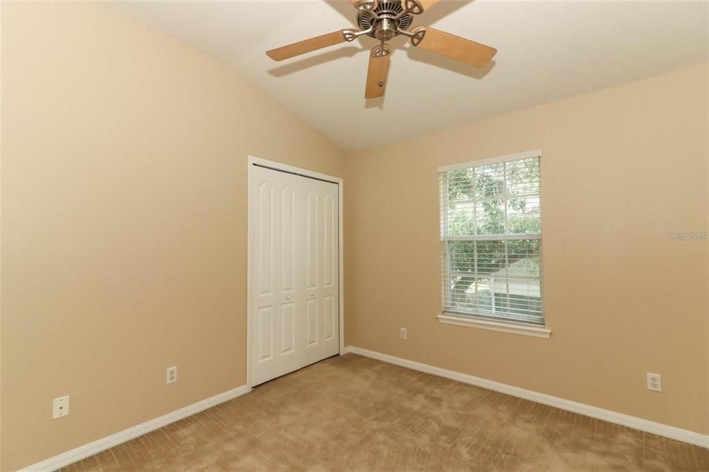 Active With Contract: $1,800 (3 beds, 2 baths, 1595 Square Feet)