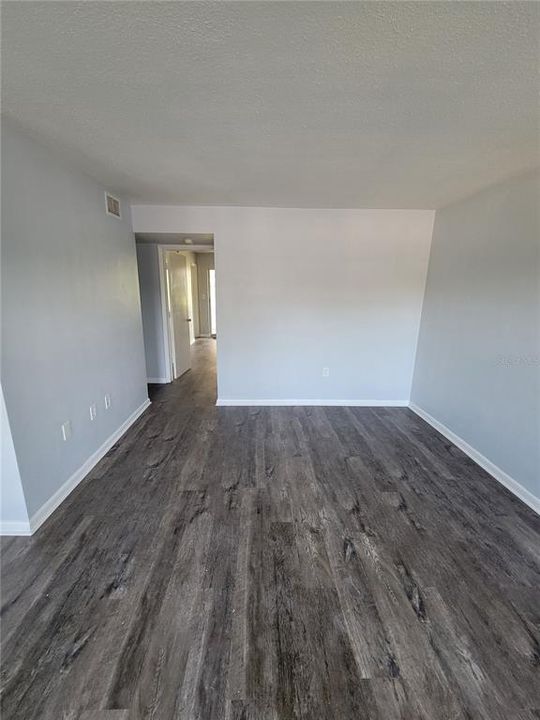 For Rent: $1,600 (1 beds, 1 baths, 720 Square Feet)