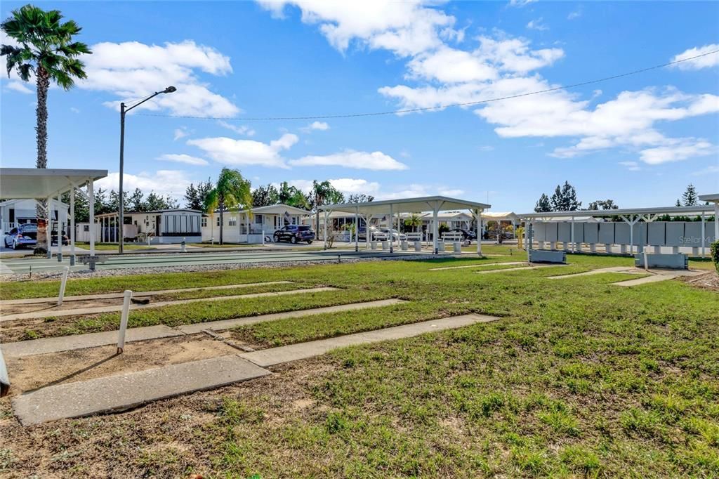 Community Horseshoe Pits