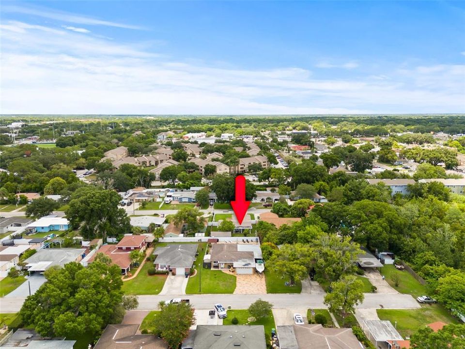 Active With Contract: $550,000 (3 beds, 2 baths, 1324 Square Feet)