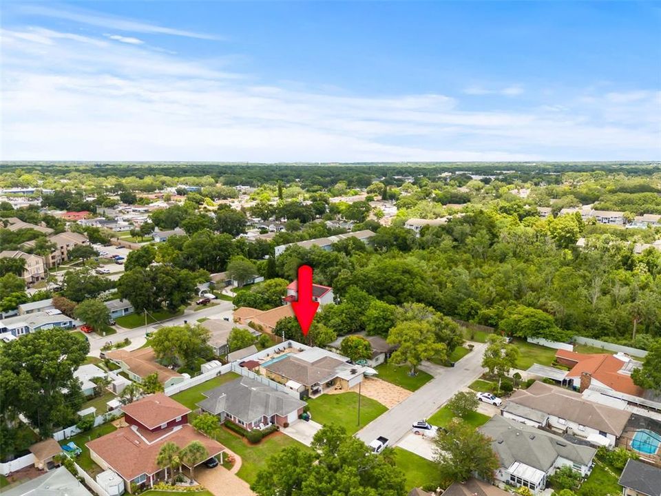 Active With Contract: $550,000 (3 beds, 2 baths, 1324 Square Feet)