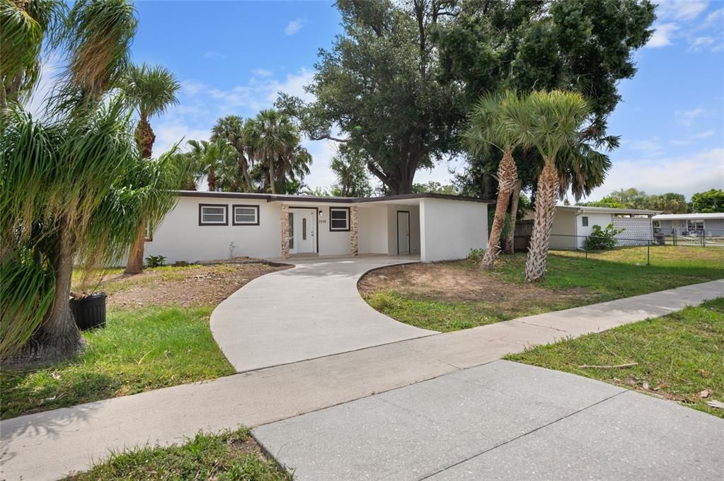 For Sale: $273,900 (3 beds, 2 baths, 1320 Square Feet)