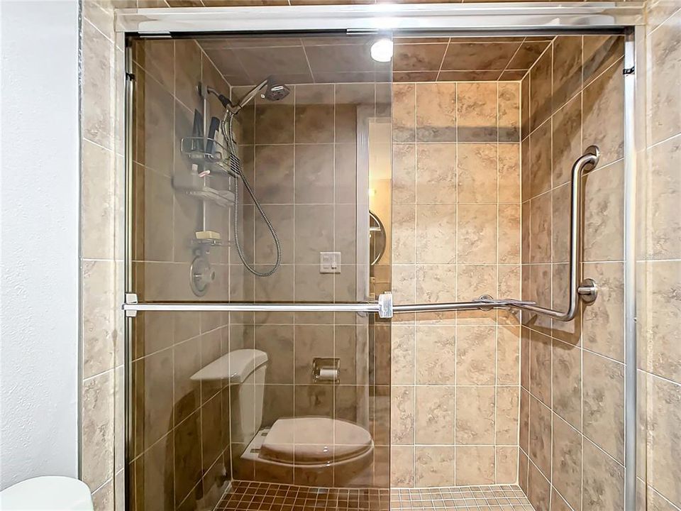 待售: $750,000 (3 贝兹, 2 浴室, 1470 平方英尺)