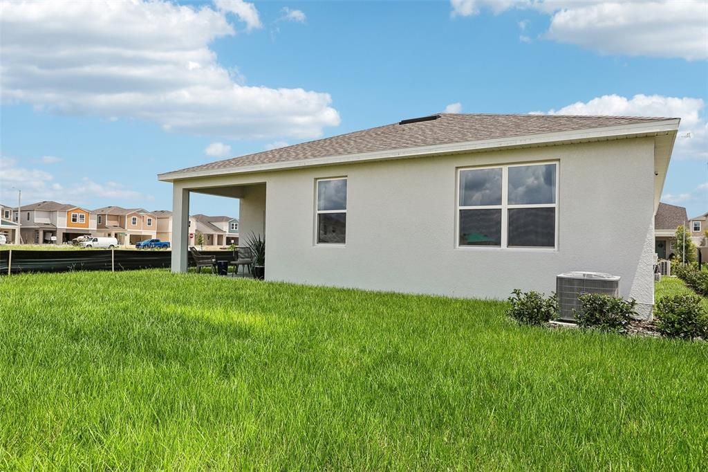 For Sale: $316,990 (3 beds, 2 baths, 1589 Square Feet)