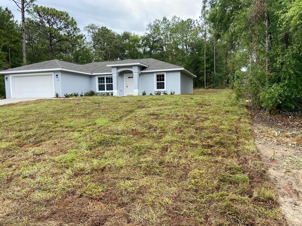 Active With Contract: $259,900 (3 beds, 2 baths, 1438 Square Feet)