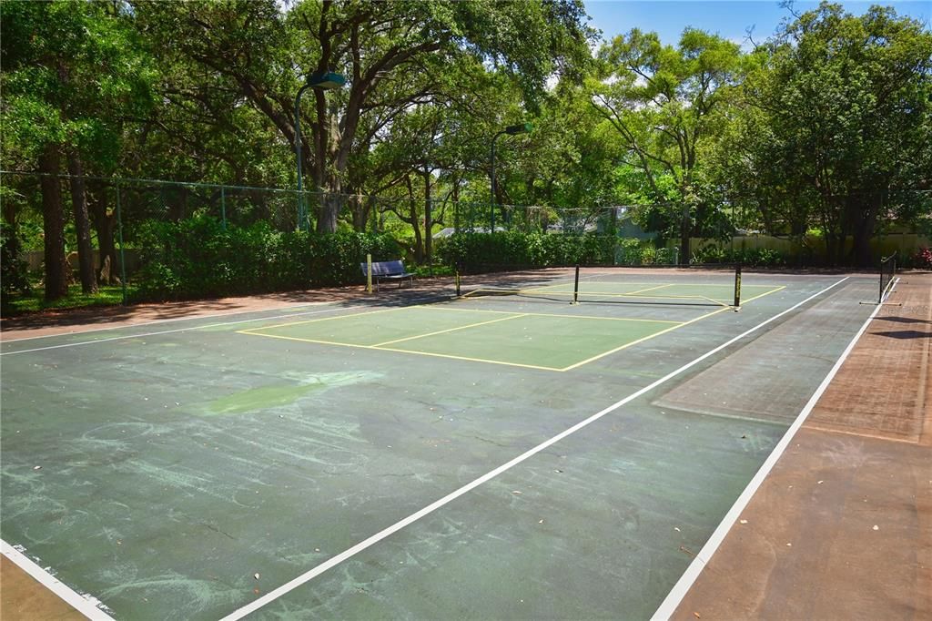 tennis and pickleball courts