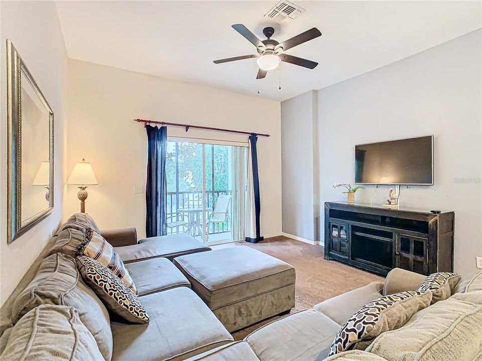 For Sale: $265,000 (3 beds, 2 baths, 1232 Square Feet)