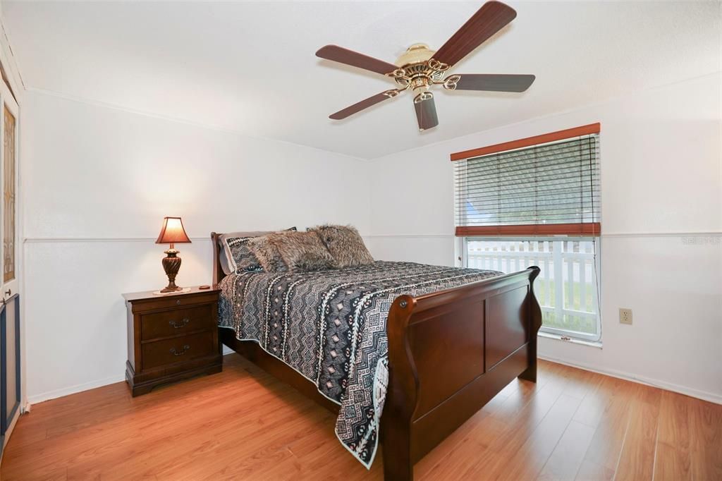 For Sale: $275,000 (2 beds, 2 baths, 1442 Square Feet)