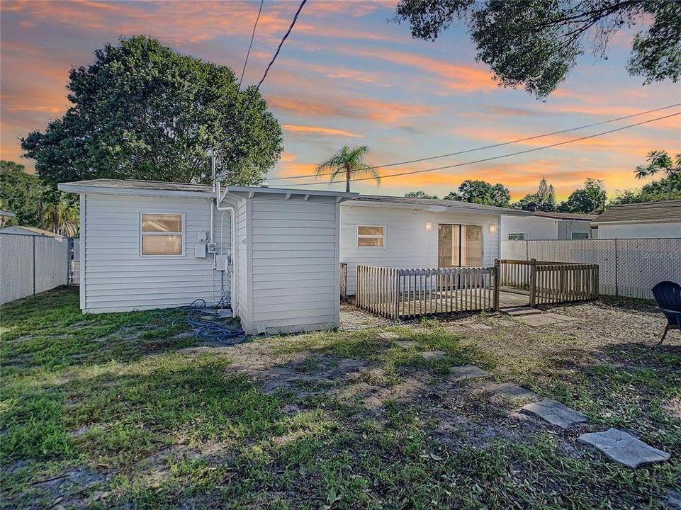 For Sale: $525,000 (3 beds, 2 baths, 1426 Square Feet)