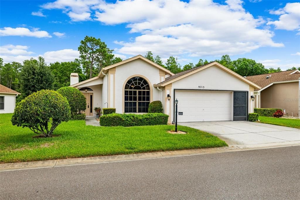 For Sale: $385,000 (2 beds, 2 baths, 1716 Square Feet)