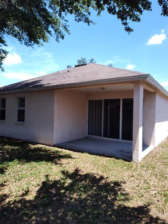 For Rent: $2,200 (3 beds, 2 baths, 1674 Square Feet)