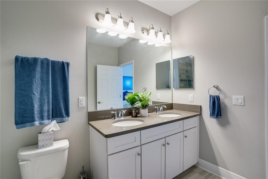 Secondary Bathroom, Plenty of cabinet space, quartz countertops