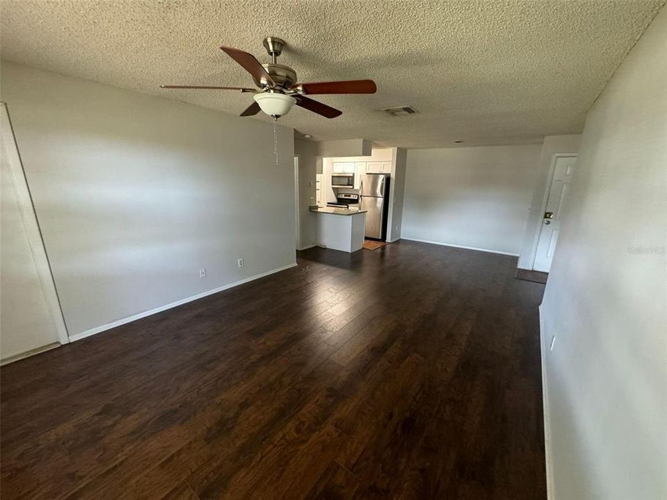 For Rent: $1,600 (2 beds, 2 baths, 918 Square Feet)