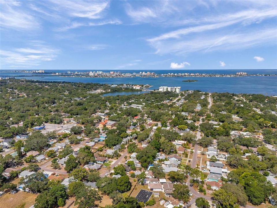 Active With Contract: $425,000 (3 beds, 2 baths, 1438 Square Feet)