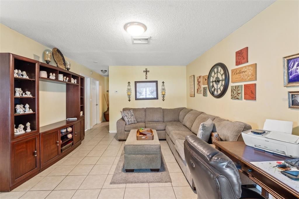 For Sale: $317,999 (0 beds, 0 baths, 1800 Square Feet)